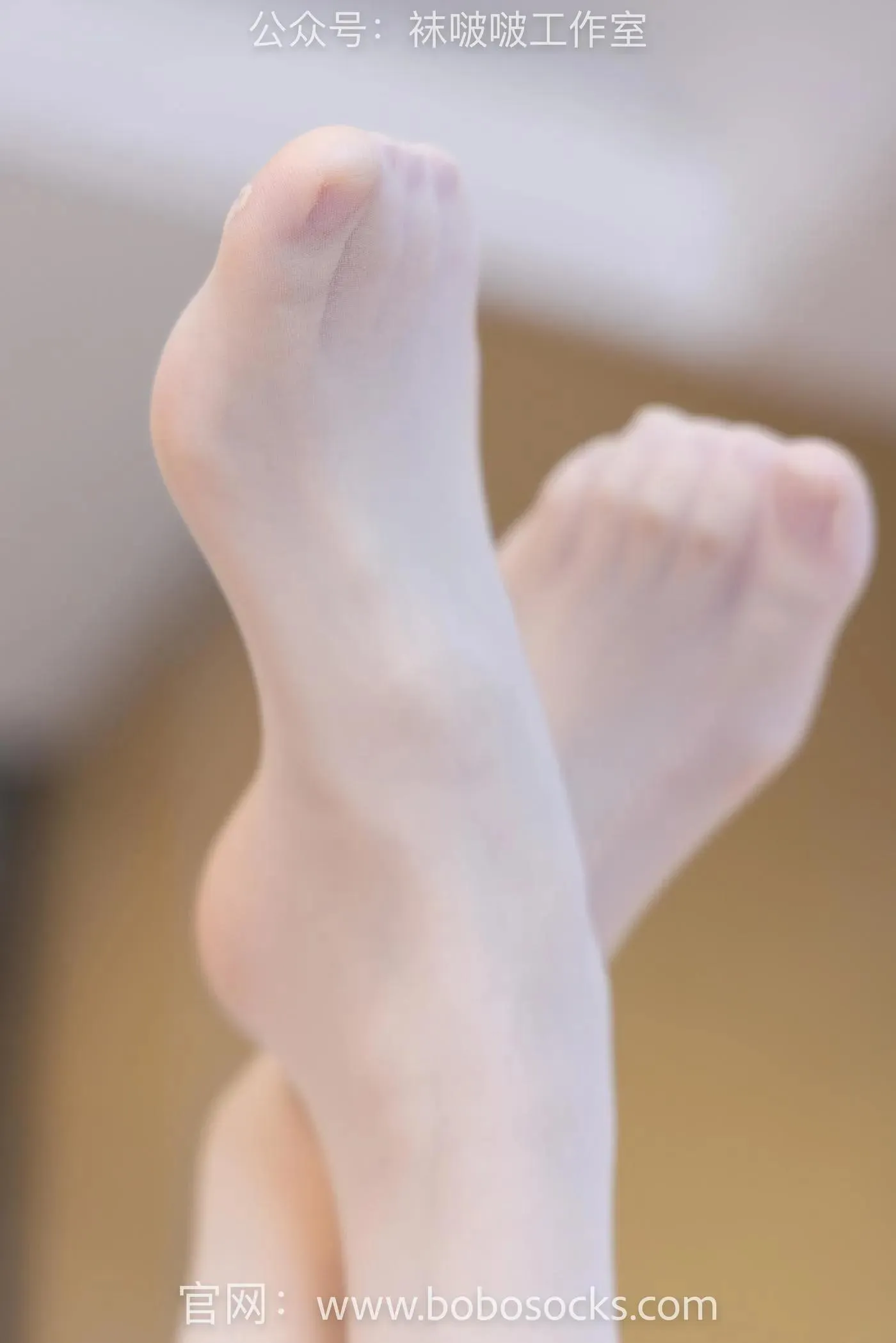 [BoBoSocks袜啵啵]NO.121 稚予-高跟鞋、白棉袜、肉丝 [138P]插图4